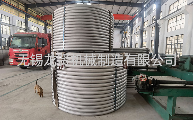 化工封頭外半管碰見接管怎么避開？